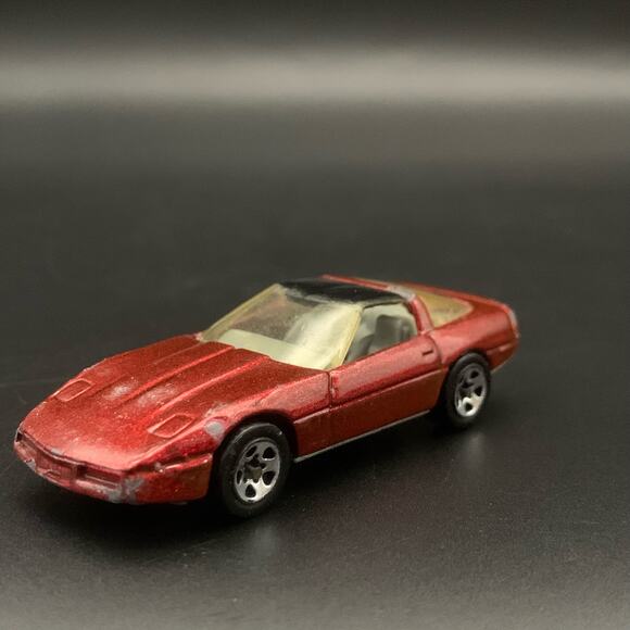 Vintage 1982 Hot Wheels 80’s Corvette Die Cast Maroon Toy Car - Picture 2 of 14